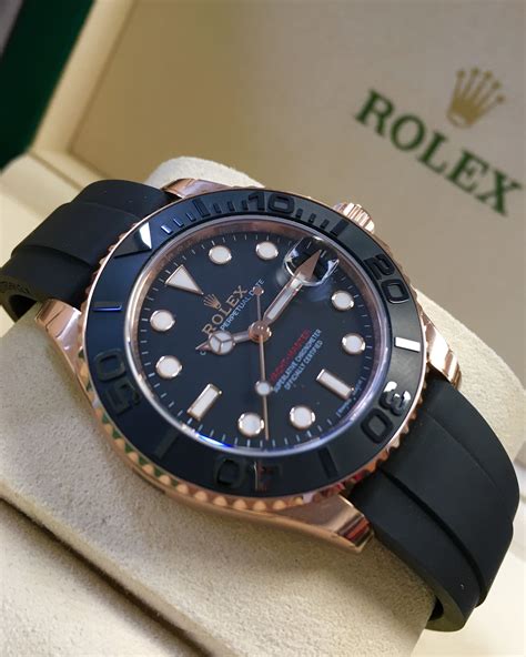 rolex yacht master 37 vs submariner|rose gold yacht master 37mm.